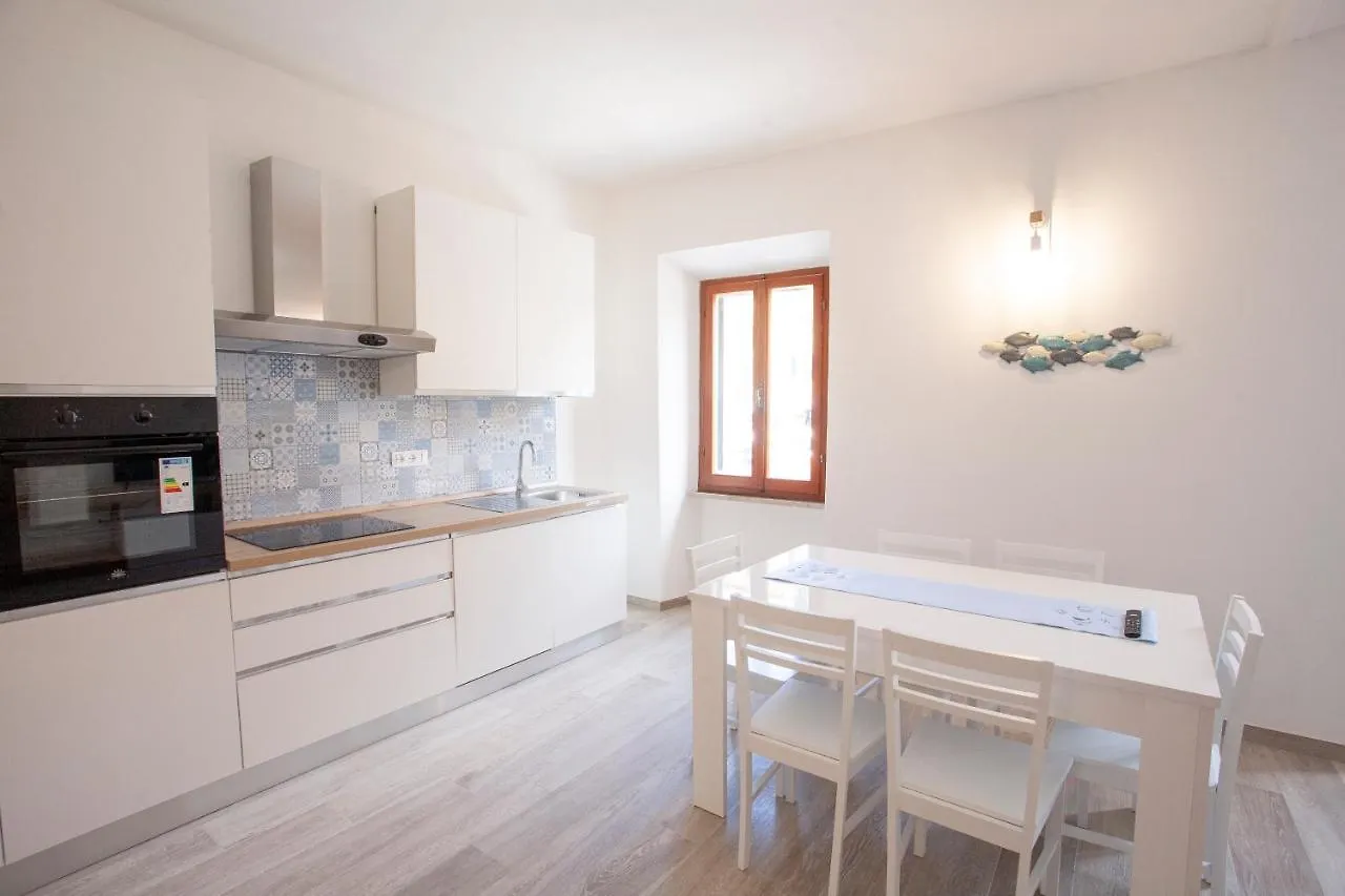 Cosmopoli - Goelba Apartment Portoferraio 0*,  Italy
