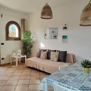  Appartamento Hommy Lab - Stylish And Modern With Super Kitchen, Separate Entrance, Free Parking Italia