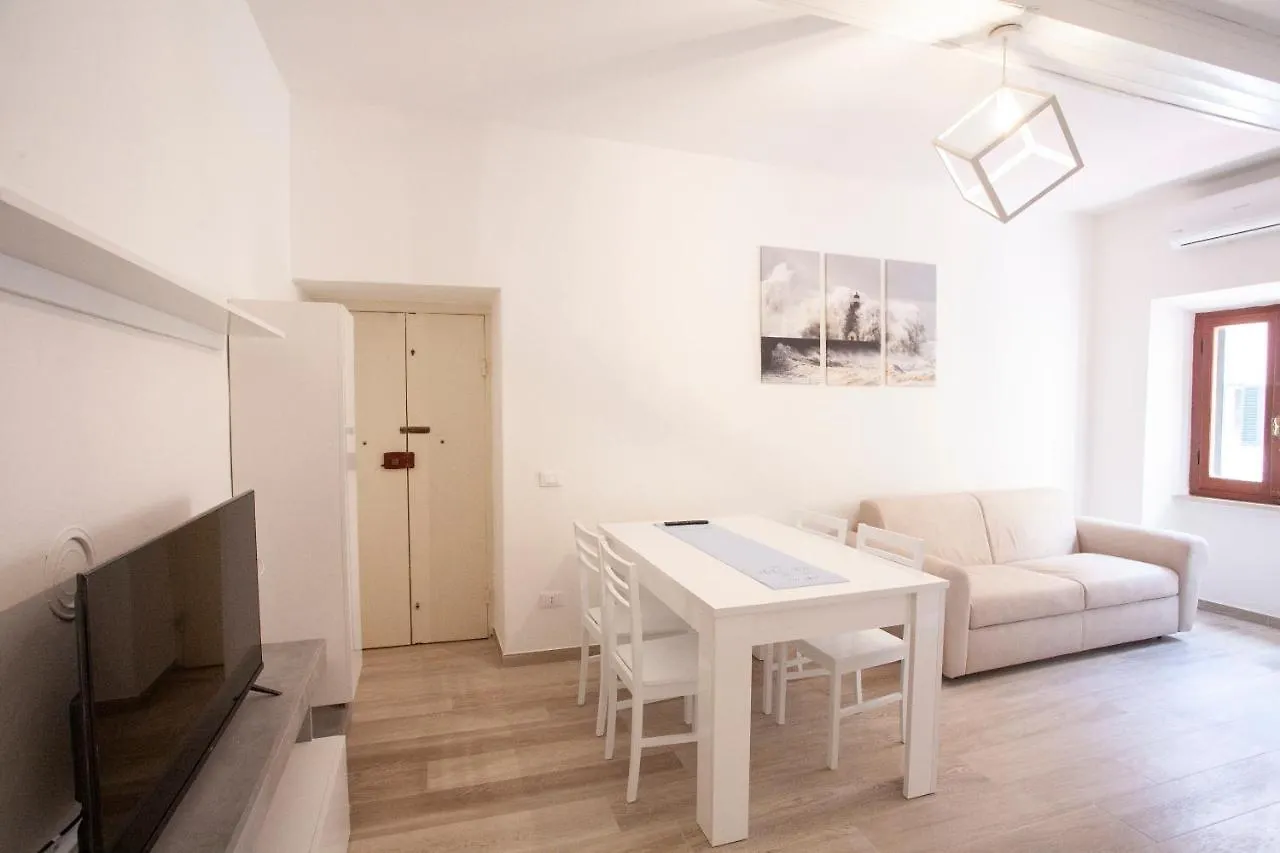 Cosmopoli - Goelba Apartment Portoferraio Italy