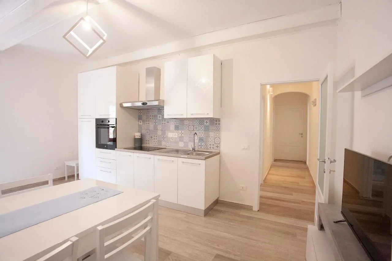 Cosmopoli - Goelba Apartment Portoferraio